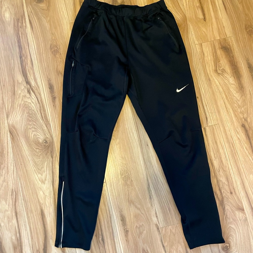 Nike running sweats (M)